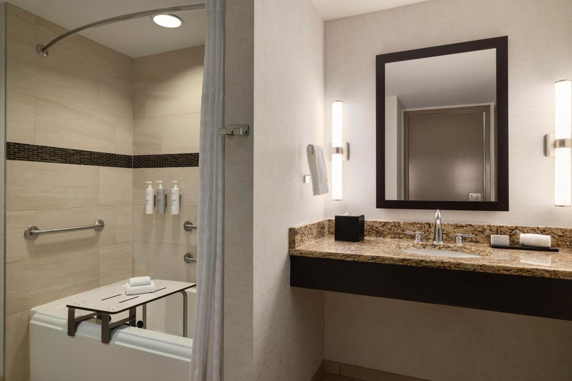 Embassy Suites Chattanooga Hamilton Place Eksteriør billede