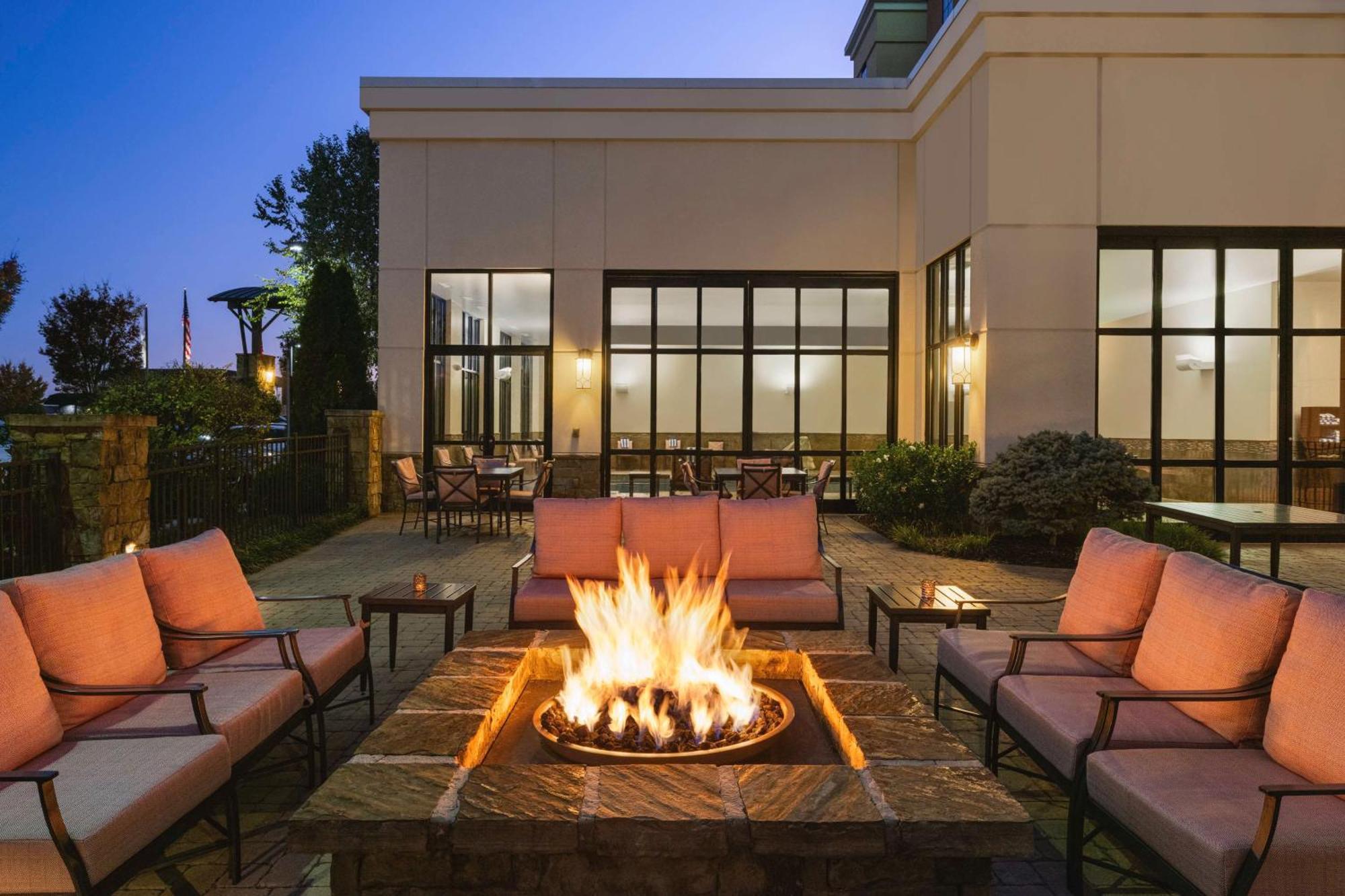 Embassy Suites Chattanooga Hamilton Place Eksteriør billede
